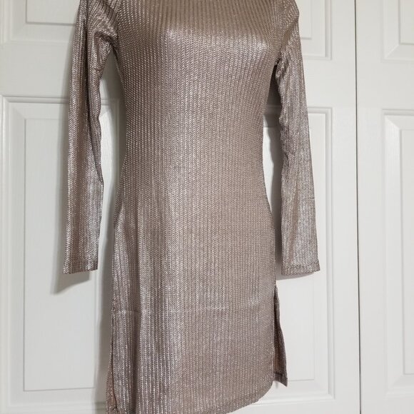 Icon Swim Women's Sexy Claim to Fame Mettalic Champagne Coverup Dress Size S NE - Picture 3 of 4